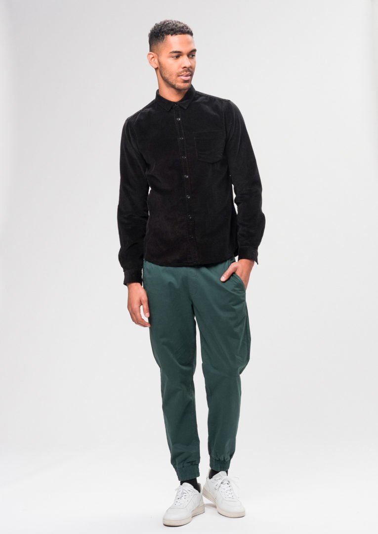 Corduroy Shirt Black von Recolution