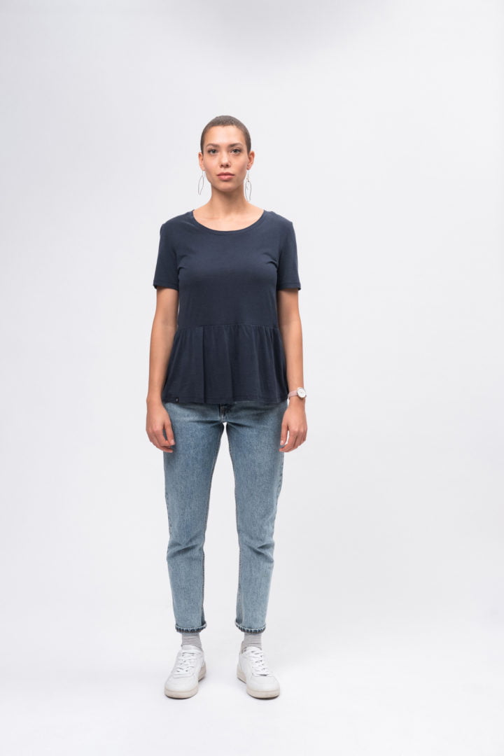 Tencel Peplum T-Shirt Navy von Recolution