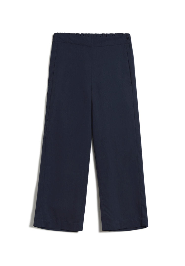 Hose Kamalaa In Night Sky von ArmedAngels