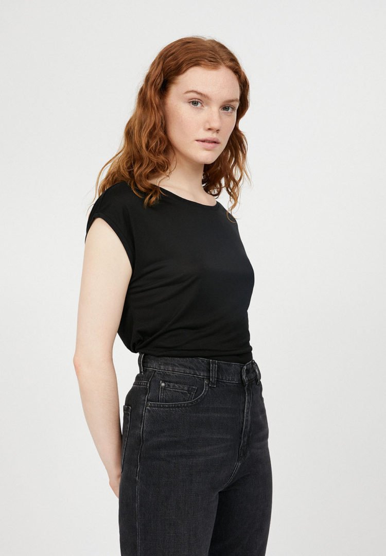 T-shirt Jilaa In Black von ArmedAngels