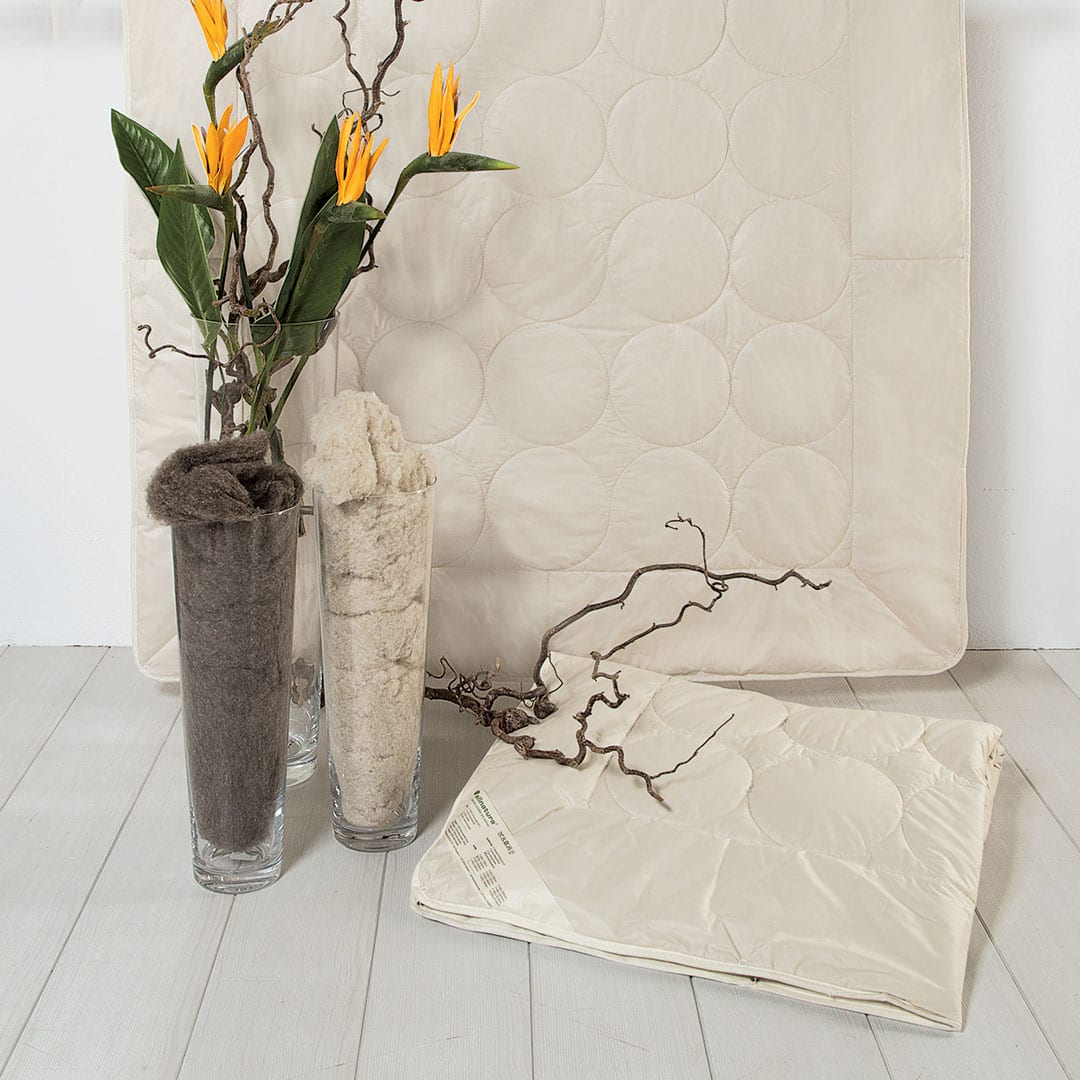 Cashmere/Seide-Kombi-Bettdecke "Oriente" - 200x220 cm von allnatura