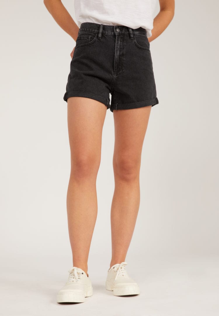 Shorts Silvaa In Washed Down Black von ArmedAngels
