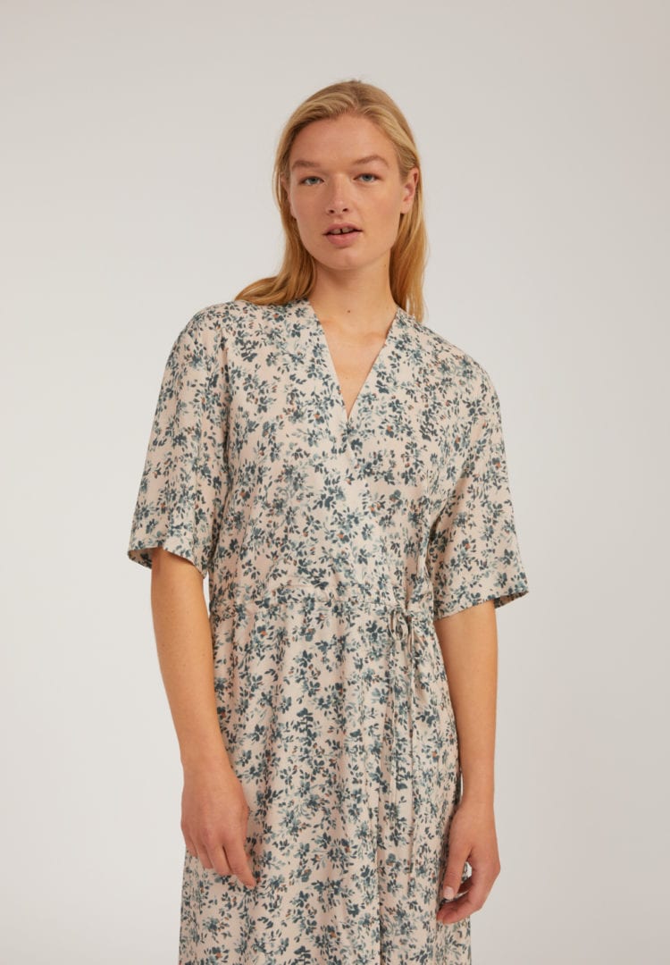 Kleid Viktoriaa Greenhouse In Oat von ArmedAngels