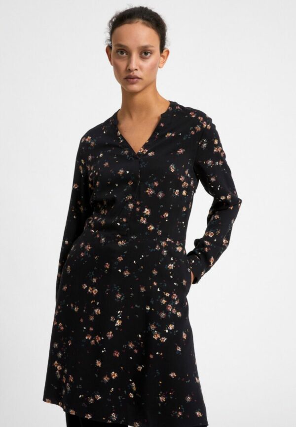 Kleid Ceylonaa Wild Blossom In Black von ArmedAngels