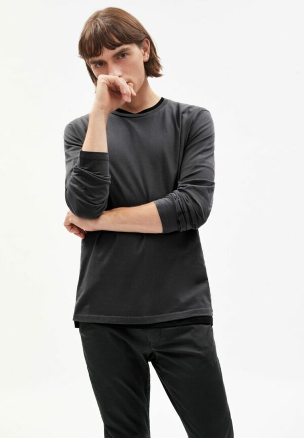 Longsleeve Jaarlo In Graphite von ArmedAngels