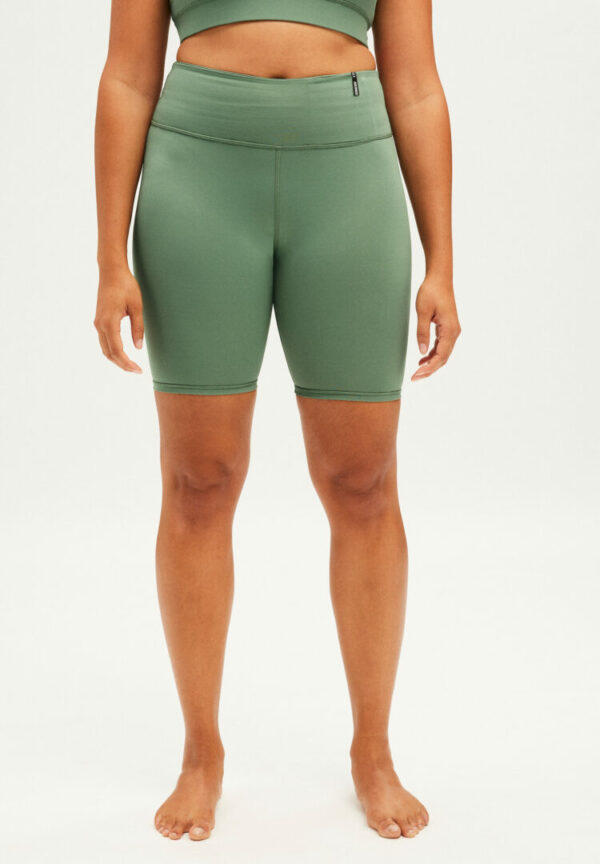 Shorts Ajaala In Rosemary Green von ArmedAngels