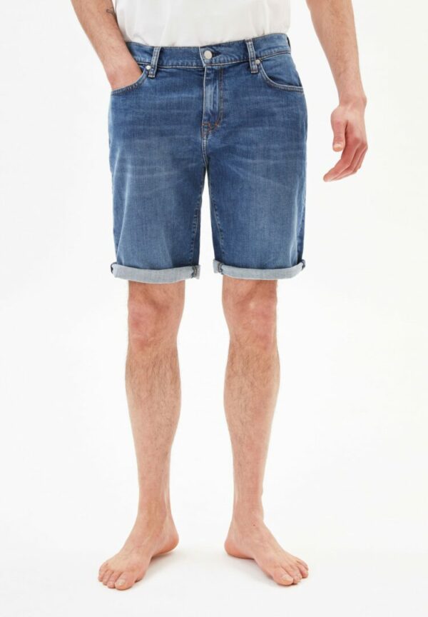 Shorts Naail In Washed Navy von ArmedAngels