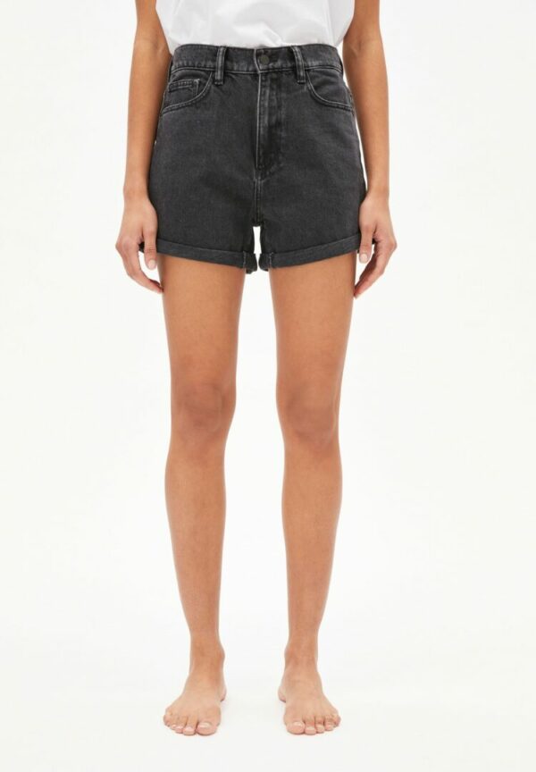 Shorts Silvaa In Washed Down Black von ArmedAngels