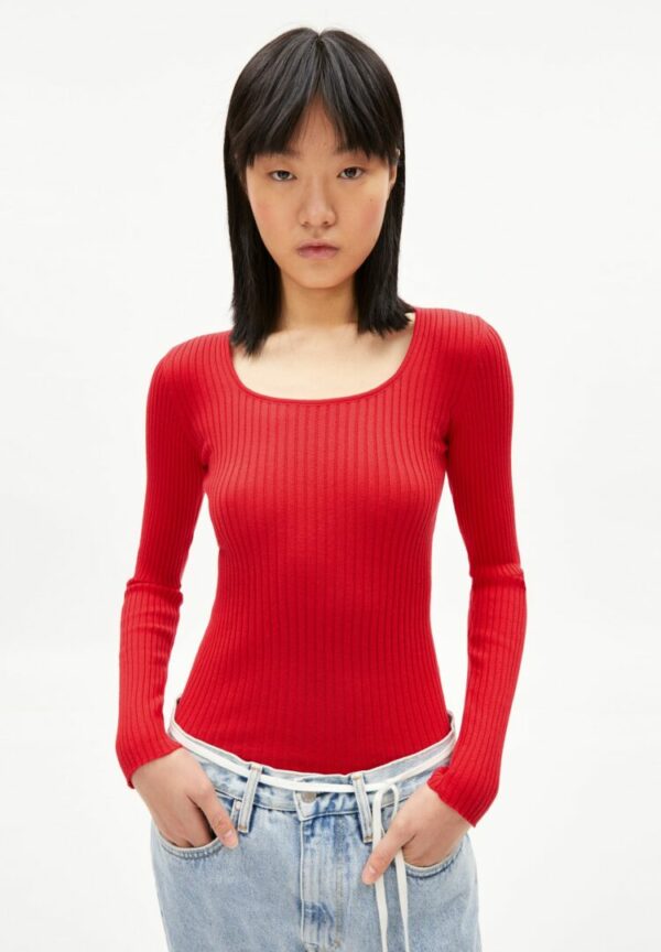 Strickpullover Alaani Crewneck In Dark Poppy von ArmedAngels