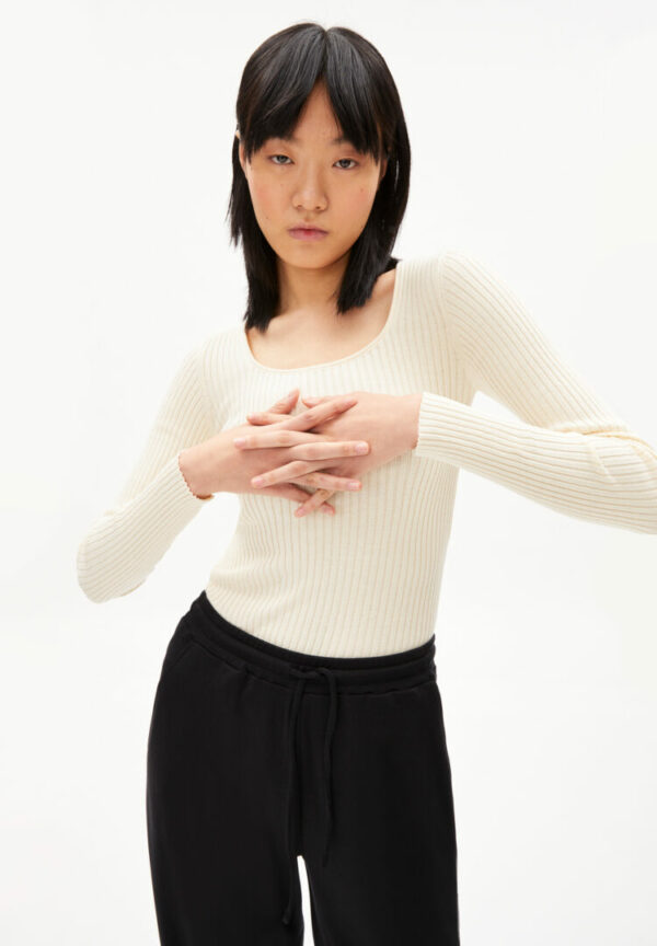 Strickpullover Alaani Crewneck In Oatmilk von ArmedAngels