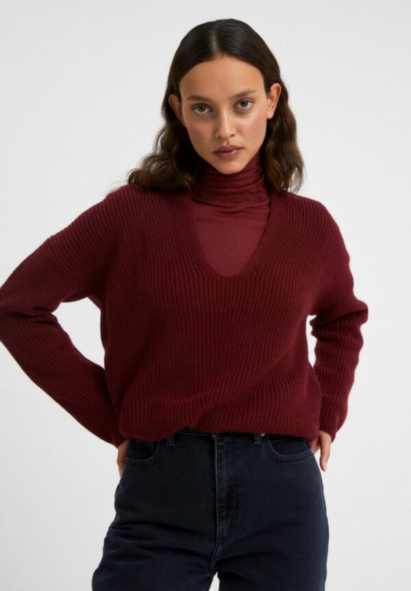 Strickpullover Aryanaa In Ruby Red von ArmedAngels