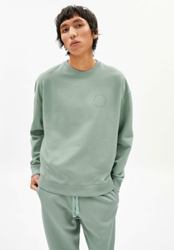 Sweatshirt Sashaa In Sage Green von ArmedAngels