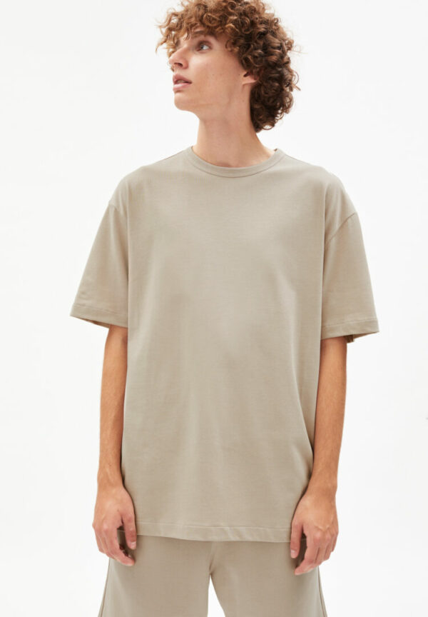 T-shirt Aalex Solid In Light Desert von ArmedAngels