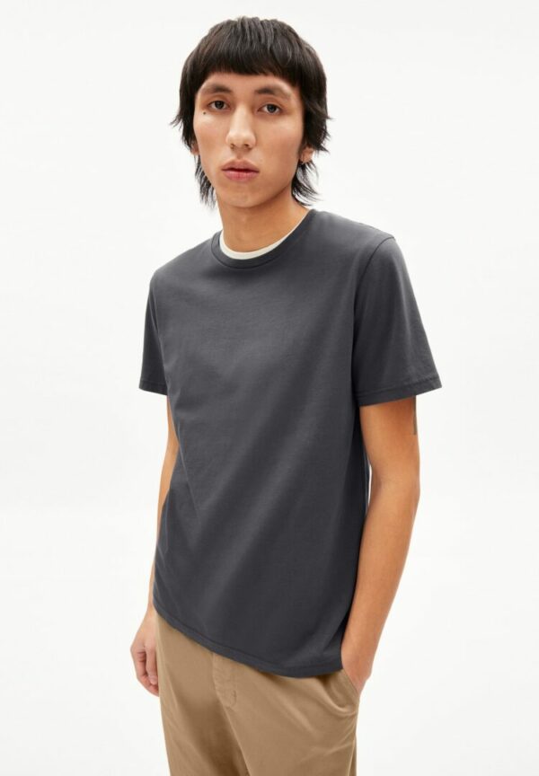 T-shirt Jaames In Acid Black von ArmedAngels