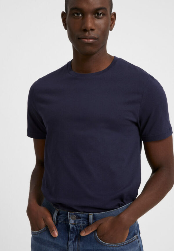 T-shirt Jaames In Depth Navy von ArmedAngels