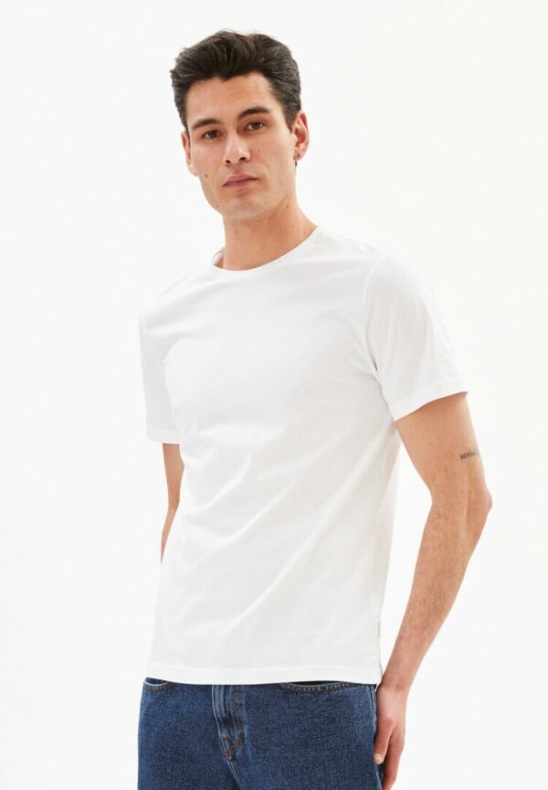 T-shirt Jaames In White von ArmedAngels