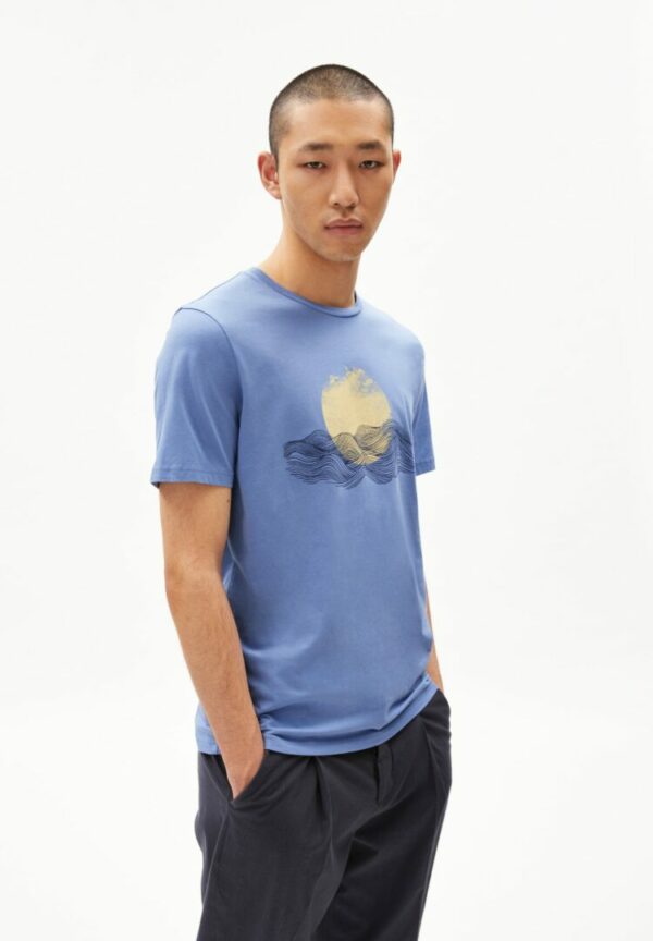 T-shirt Jaames Sundown In Sky High von ArmedAngels