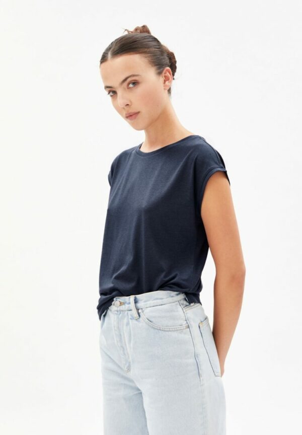 T-shirt Jilaa In Night Sky von ArmedAngels