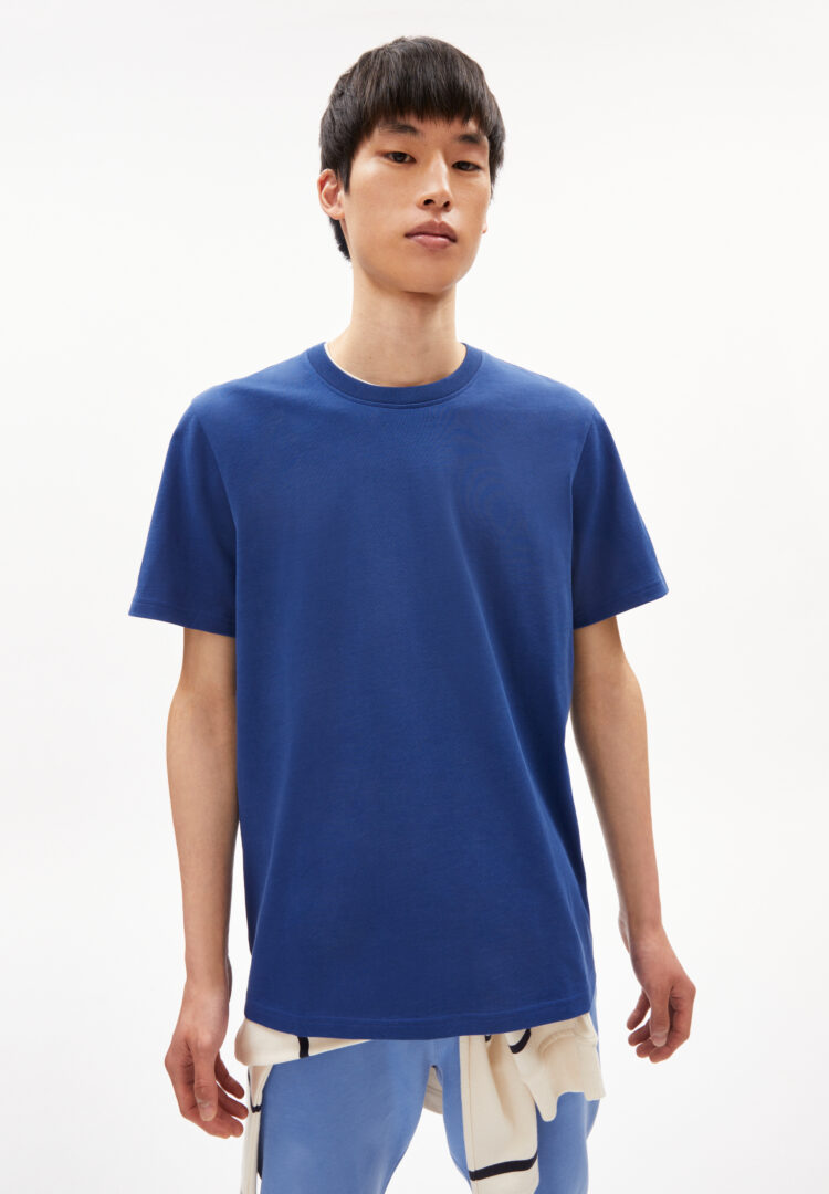 T-shirt Maarkus Solid In Indigo Blue von ArmedAngels