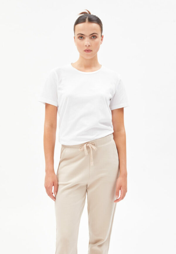 T-shirt Maraa In White von ArmedAngels