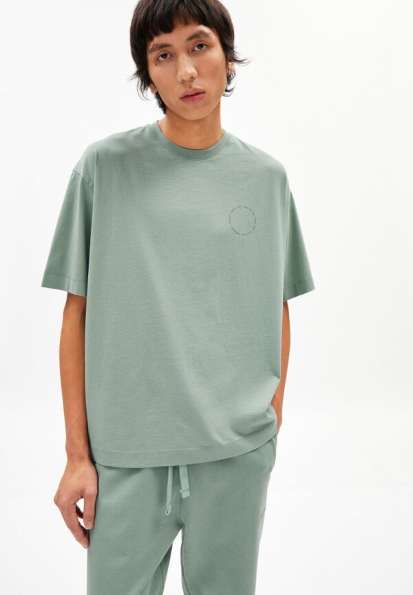 T-shirt Mikaa In Sage Green von ArmedAngels