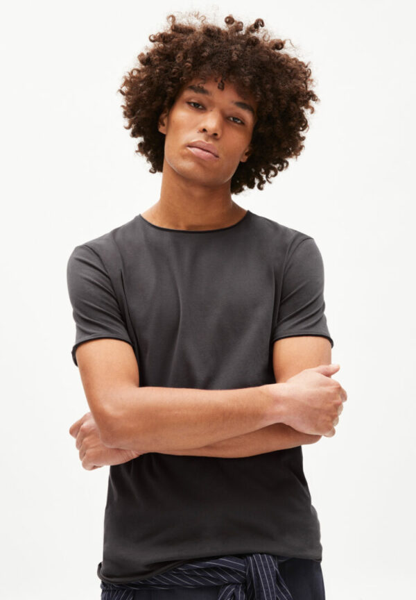 T-shirt Stiaan In Graphite von ArmedAngels