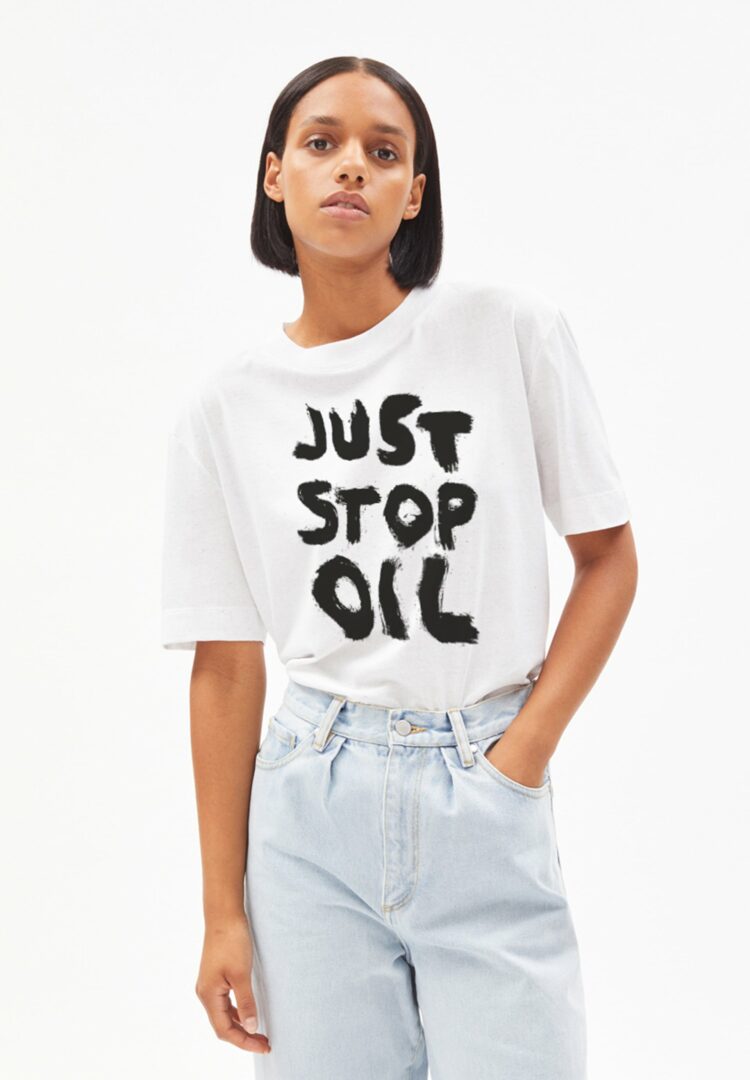 T-shirt Taraa Just Stop Oil 01 In White von ArmedAngels