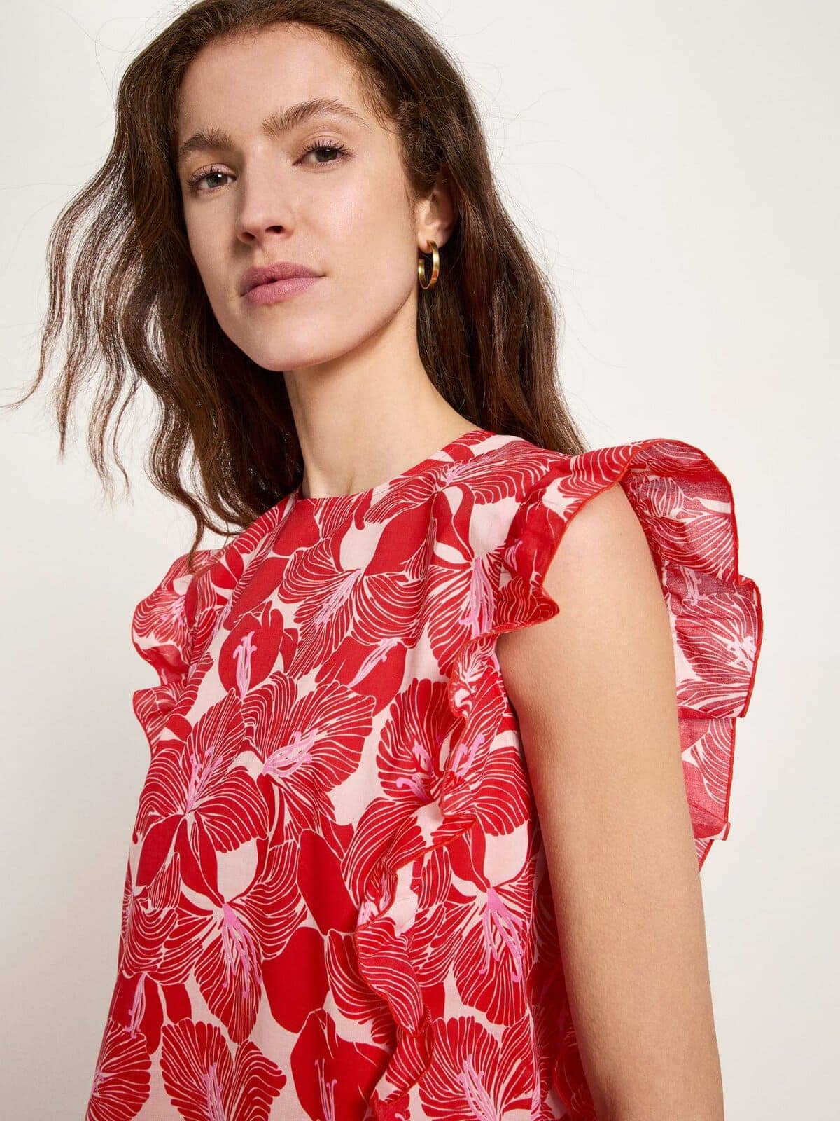Blusenshirt mit Volant (GOTS) - Print Bloom Red von Lanius