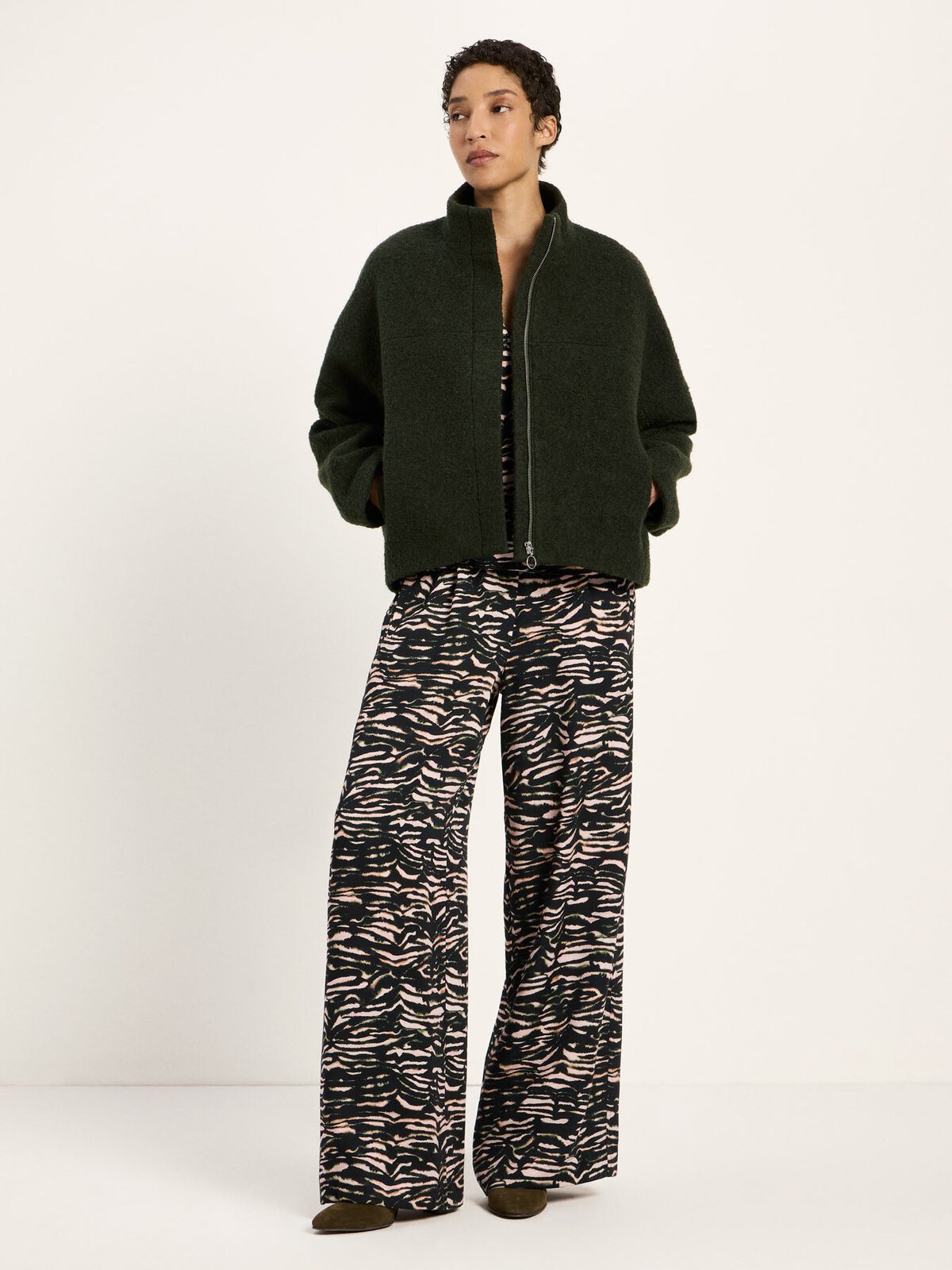 Boucle Jacke (GOTS) - Dark Turtle von Lanius