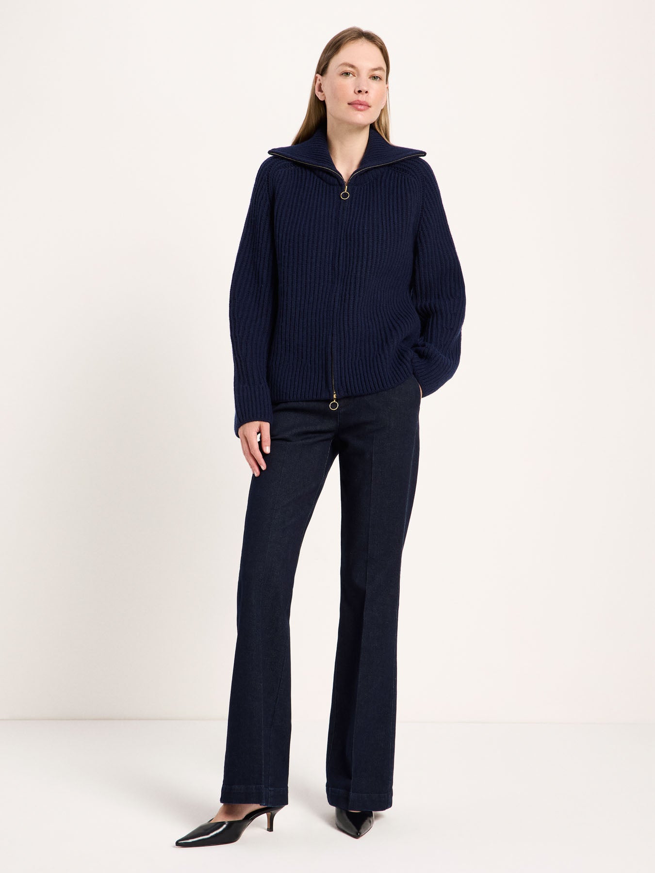 Strickjacke in Rippoptik (GOTS) - Midnight von Lanius