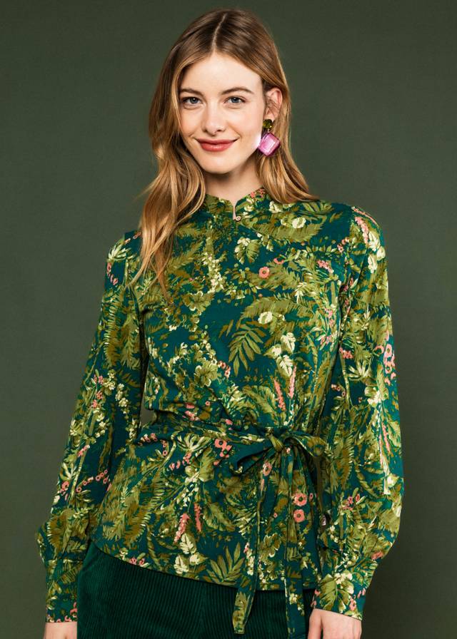 Jerseyshirt Delight Fever - Noble Brushstrokes Tapestry von Blutsgeschwister