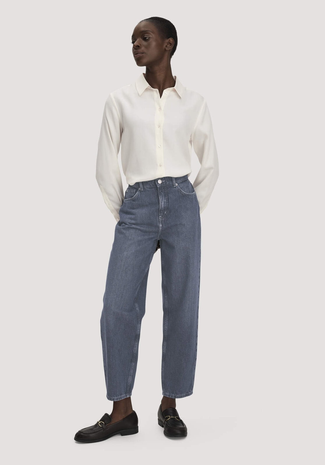 Damen Jeans NIVA Tapered Fit aus Bio-Baumwolle mit recycelter Baumwolle - blau von Hessnatur