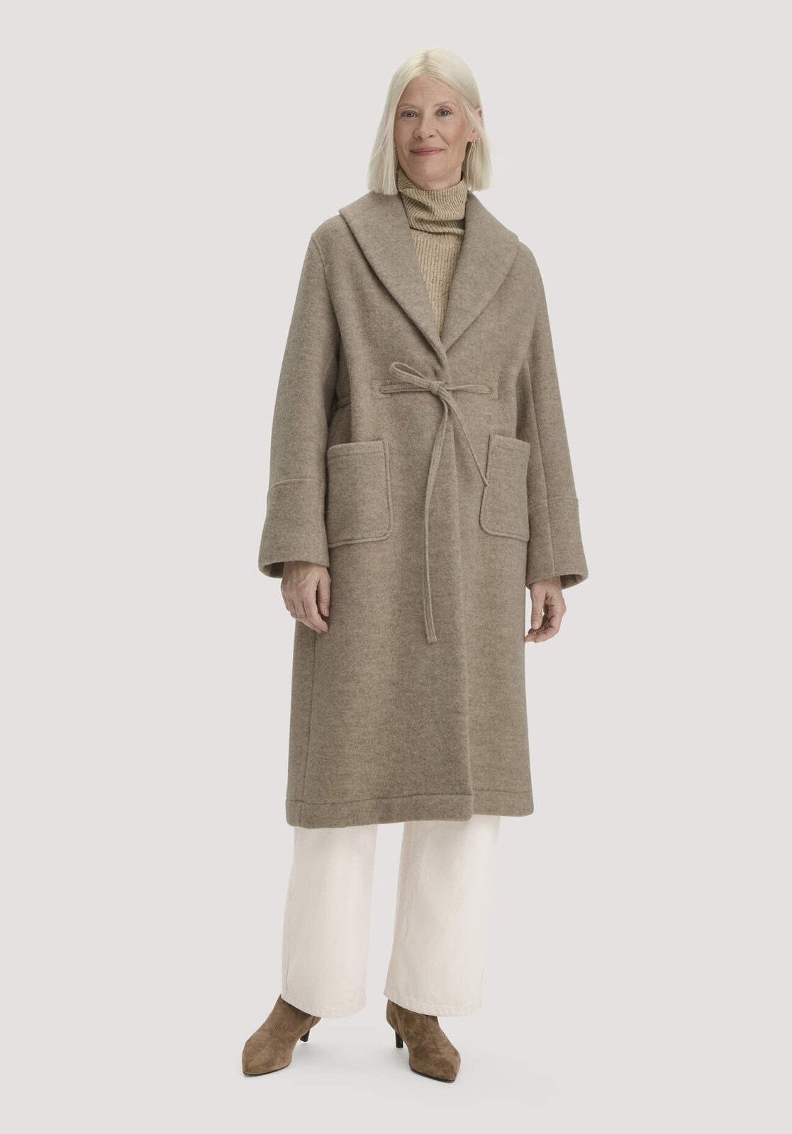 Damen Mantel mit Schalkragen Relaxed aus Rhönwolle - beige von Hessnatur