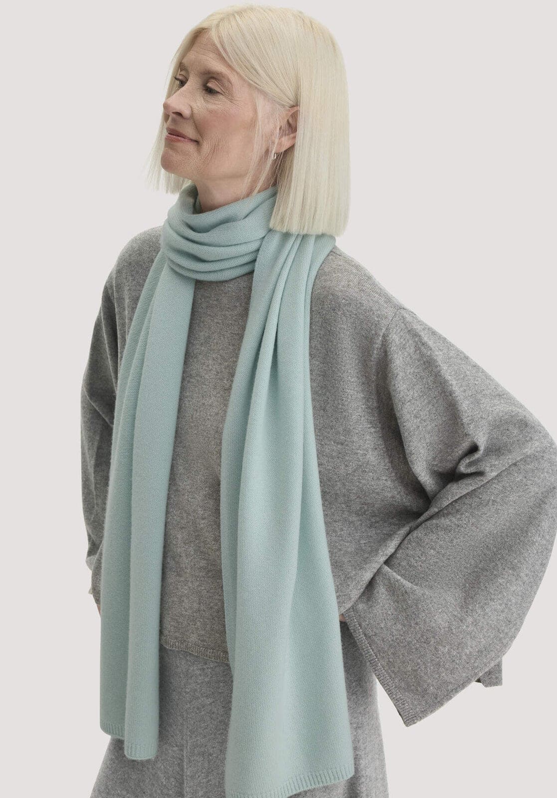Damen Strick Schal aus Bio-Merinowolle mit Cashmere - grün von Hessnatur
