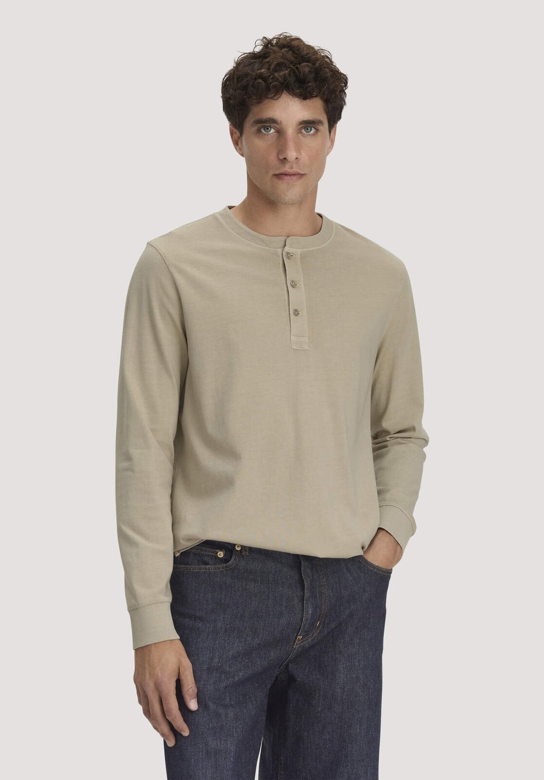 Herren Henley Longsleeve Relaxed aus Bio-Baumwolle - beige von Hessnatur
