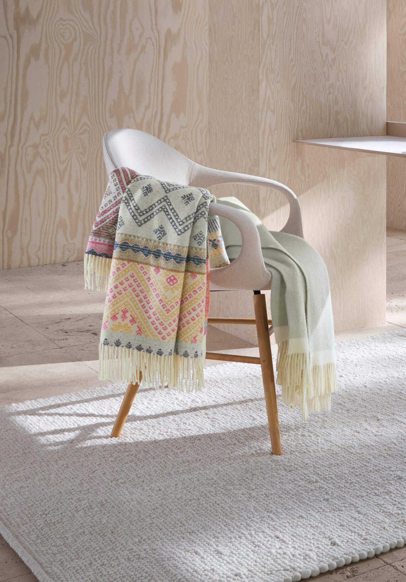 Lambswool Mix Plaid TERANI aus Bio-Lambswool mit Bio-Baumwolle - blau von Hessnatur