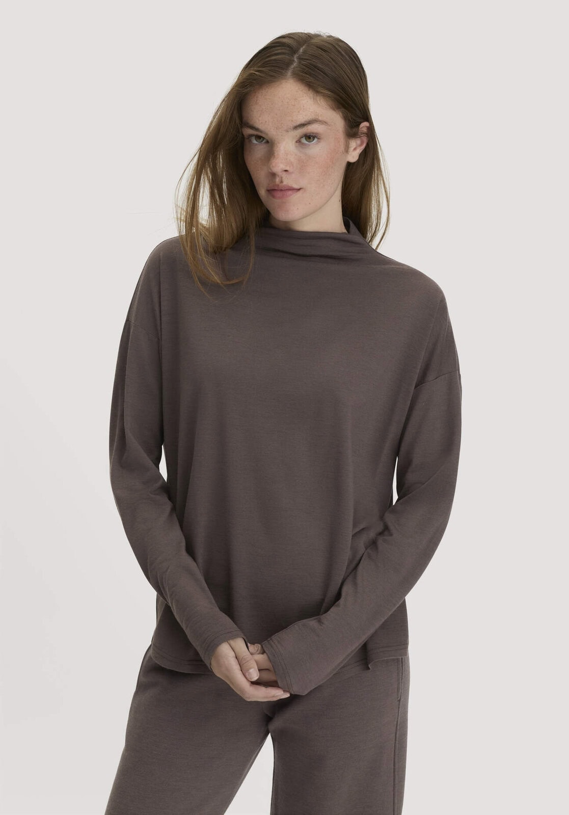 Loungewear Longsleeve Oversize aus Bio-Merinowolle - lila von Hessnatur